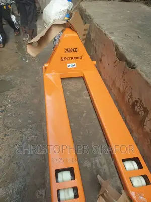 2500kg Pallet Truck