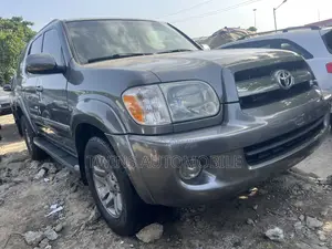 Toyota Sequoia 2007 Gray