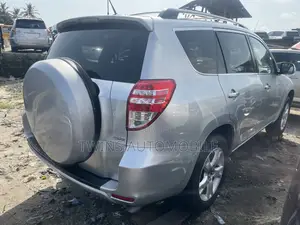 Toyota RAV4 2.5 Limited 2010 Silver
