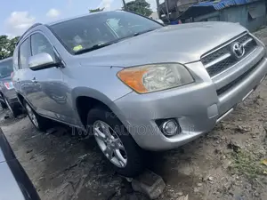 Toyota RAV4 2.5 Limited 2010 Silver