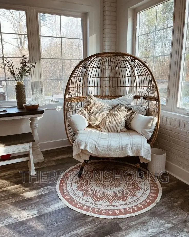 Egg Shaped Patio Chair