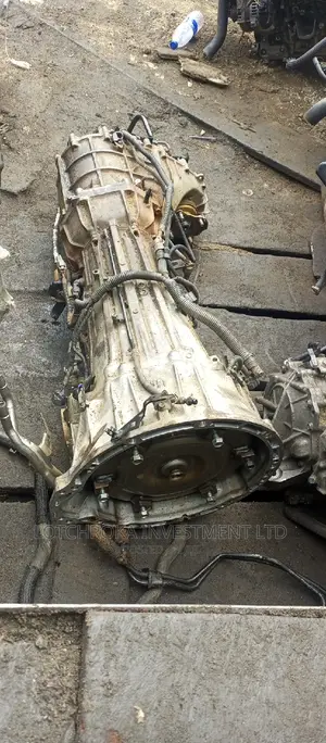 17 Pin Gear Box (4×4) Tundra 010 , Land Cruiser 010