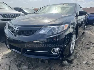 Toyota Camry 2013 Black