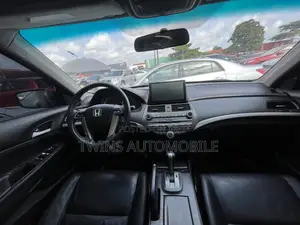 Honda Accord 2.0 Sedan Automatic 2012 Black