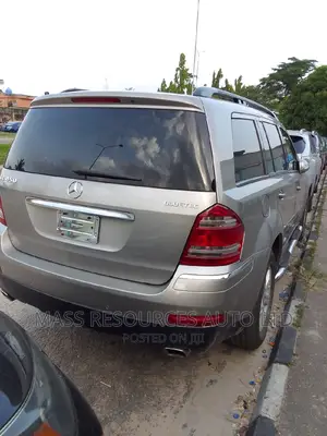 Mercedes-Benz GL-Class GL 450 2007 Gold