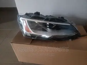 Complete Head Lamp Jetta 2013