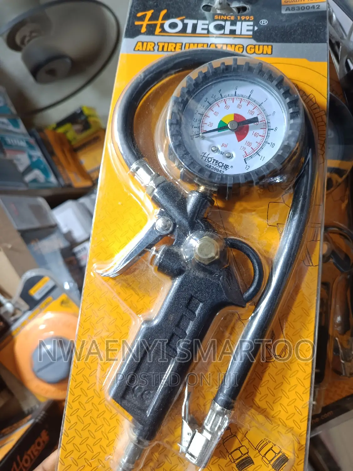 Manuel Tyre Reflecting Gun