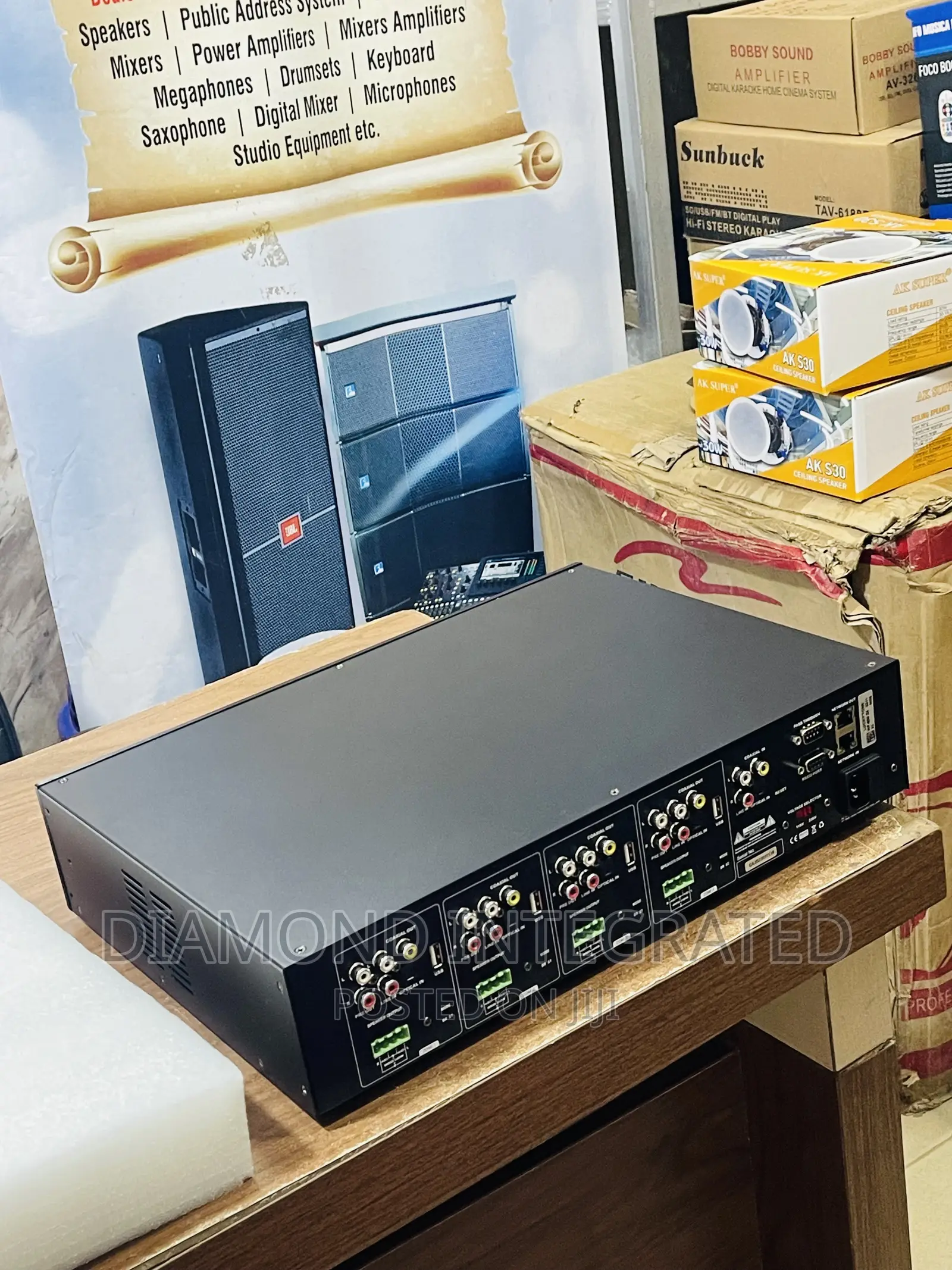 4 Zone Networking Amplifier (Internet Enabled