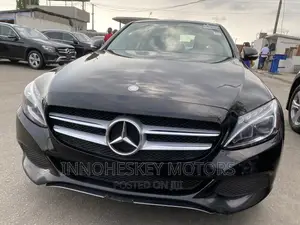 Mercedes-Benz C300 2015 Black