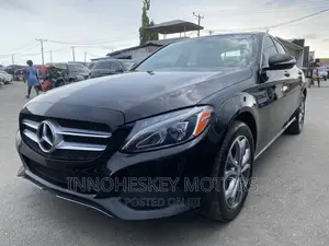 Mercedes-Benz C300 2015 Black
