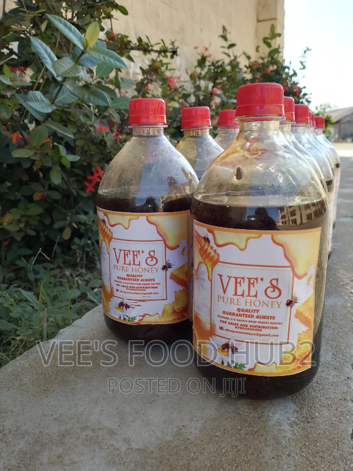 Vee's Pure Honey