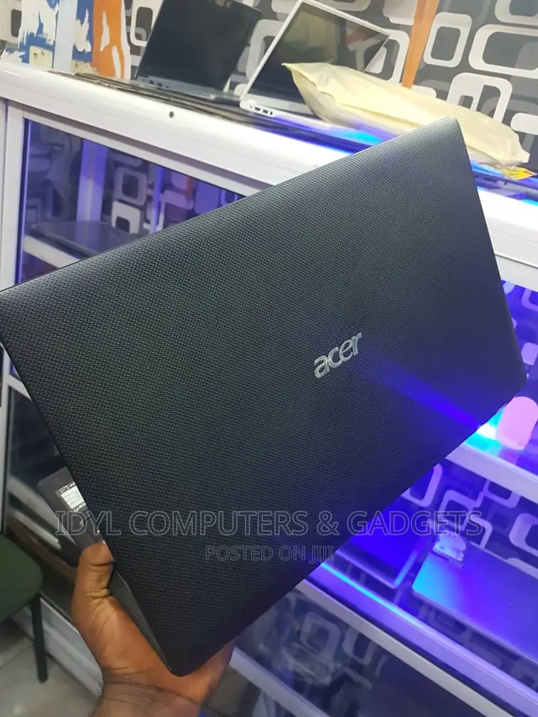 Laptop Acer Aspire 5253 4GB Intel HDD 500GB