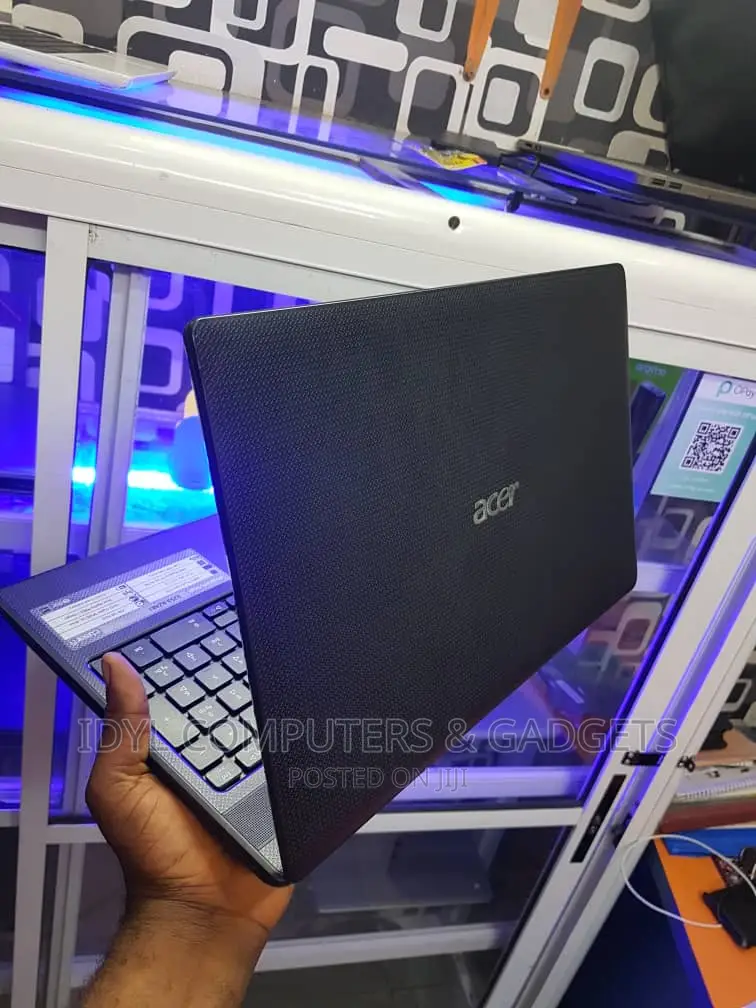 Laptop Acer Aspire 5253 4GB Intel HDD 500GB