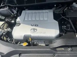 Toyota Venza V6 AWD 2011 Gray