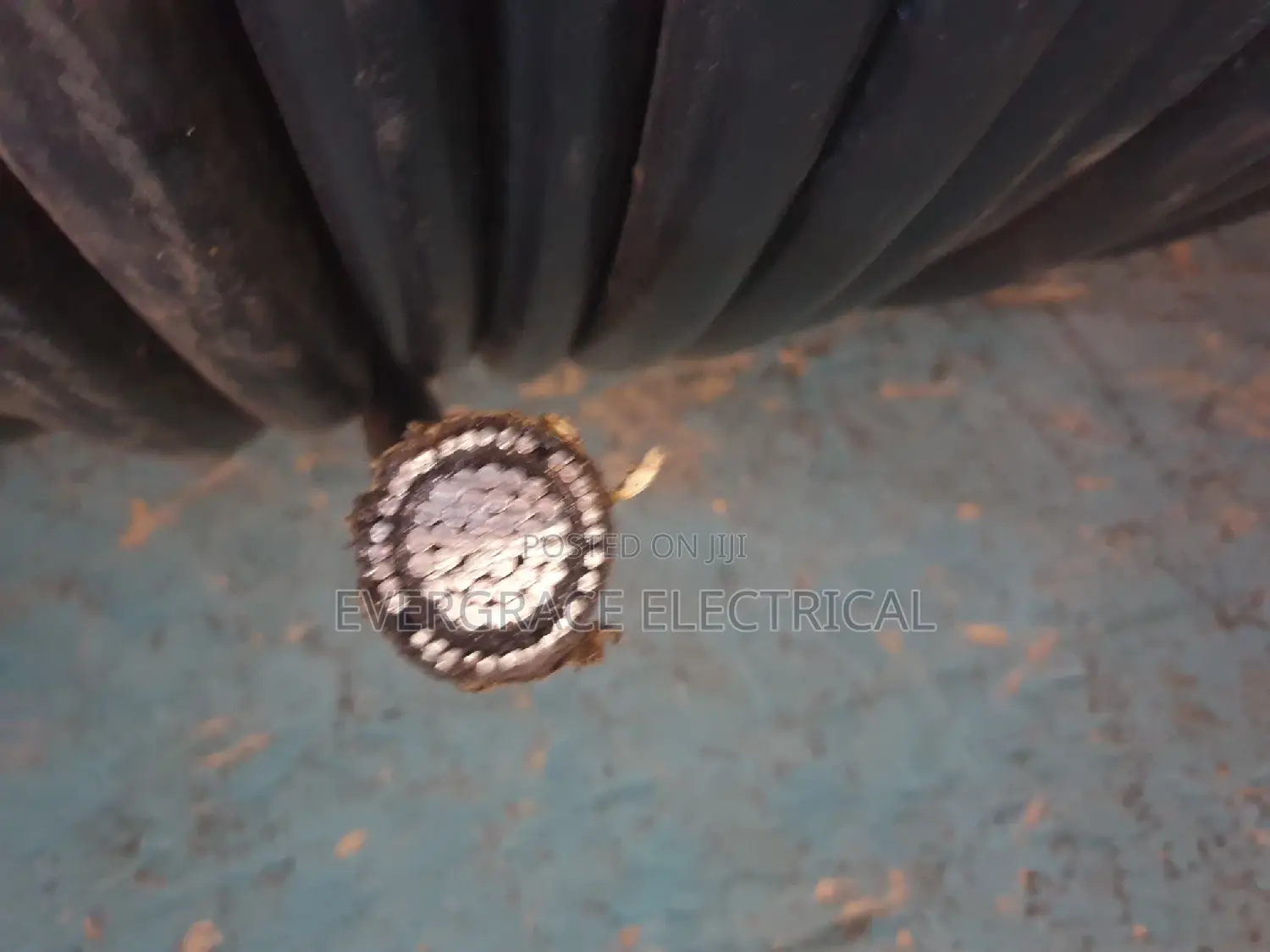 300mm Single Armoured Aluminium Cable