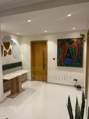 One Bed With Swimming Pool and Gym