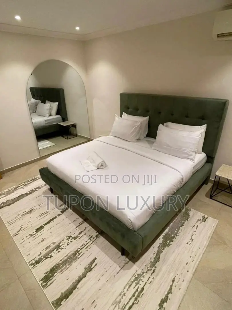 One Bed With Swimming Pool and Gym