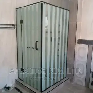 Sticker Frosted Shower Cubicle