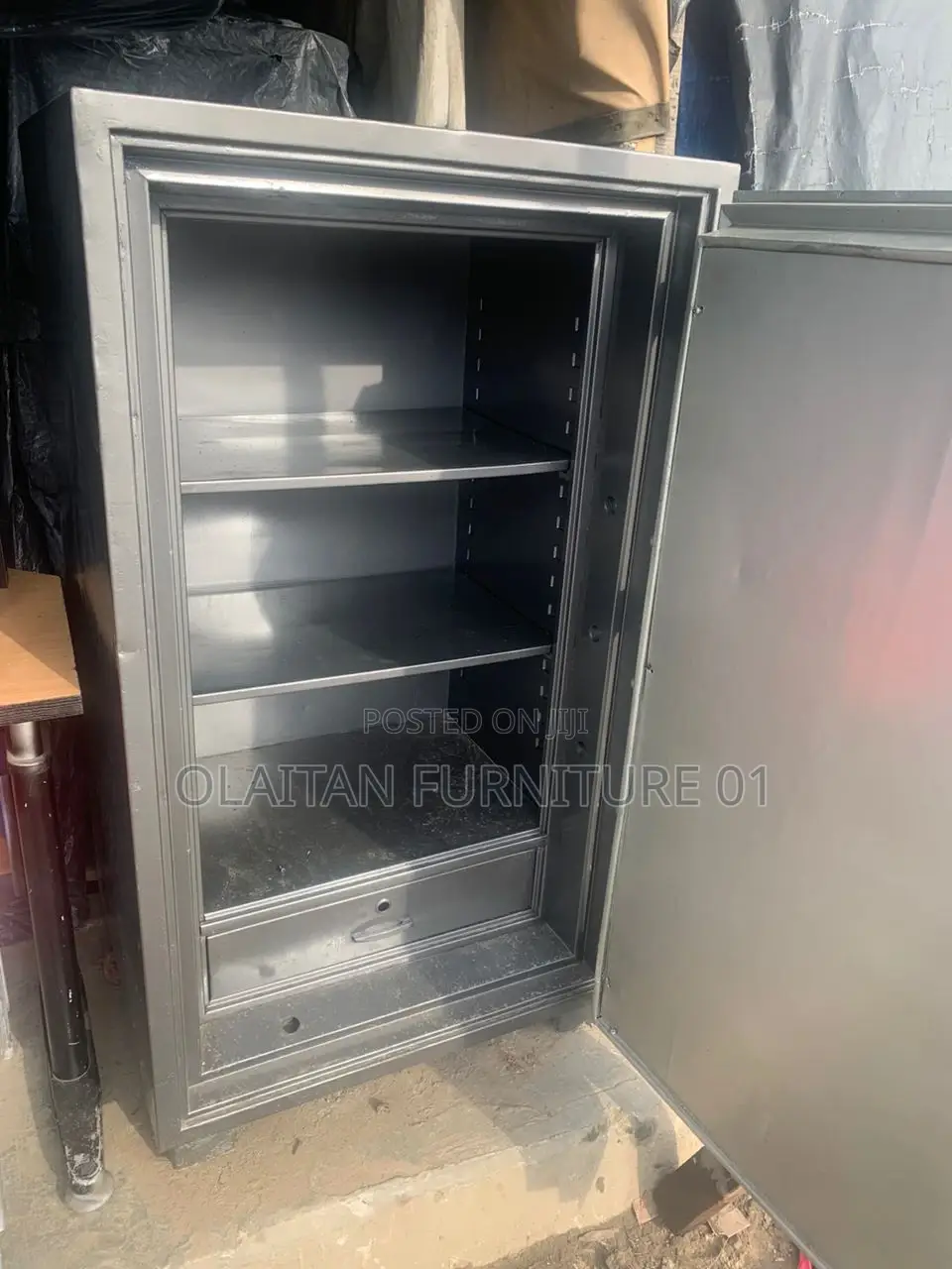Firsgrade Fireproof Safe 109