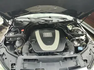 Mercedes-Benz C300 2010 Black