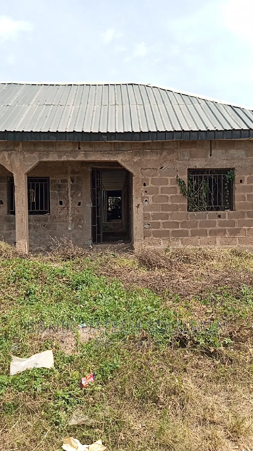 3bdrm Block of Flats in Abeokuta South for rent