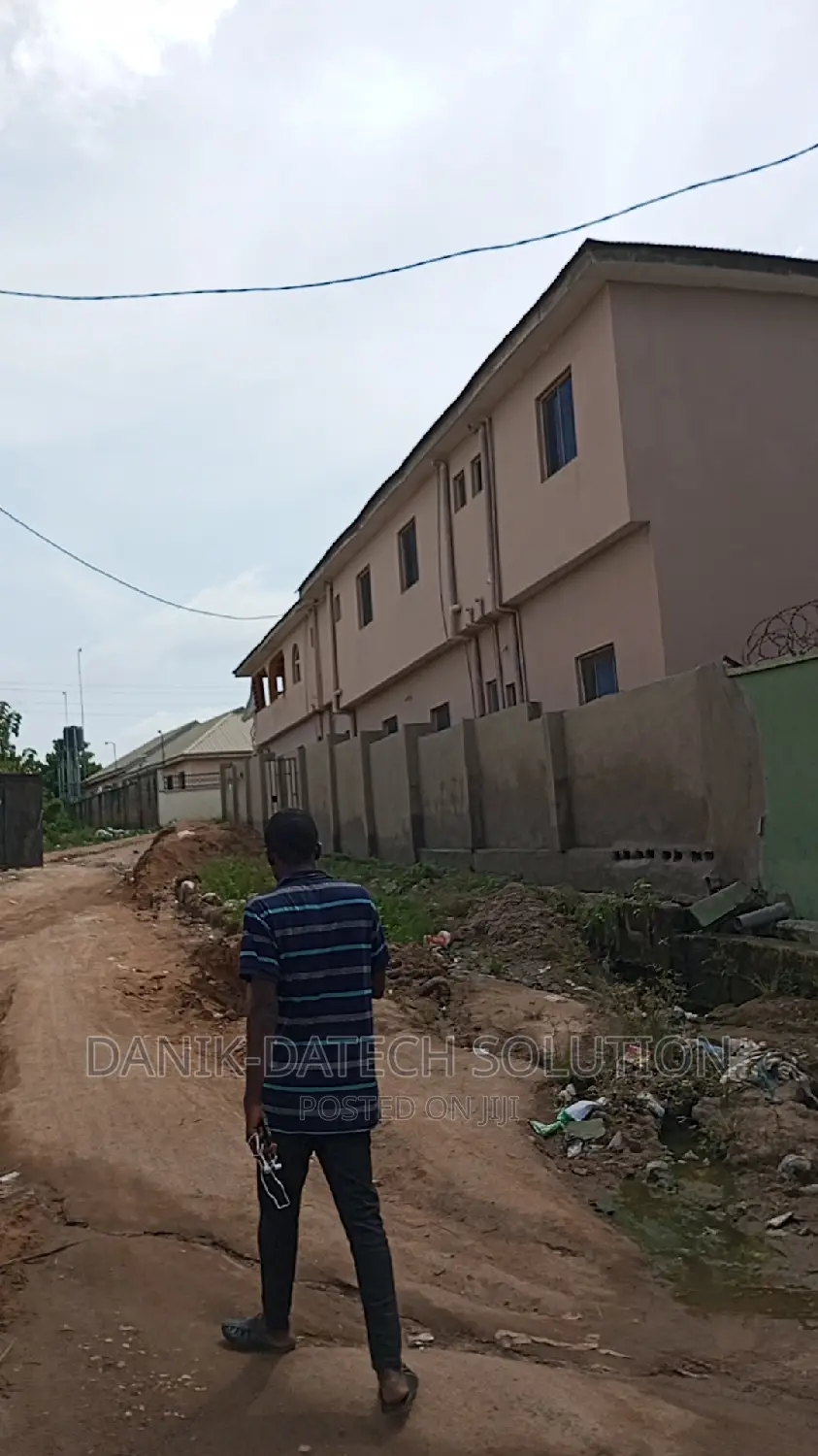 3bdrm Block of Flats in Abeokuta South for rent