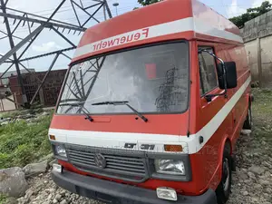 Volkswagen LT 2005 Red