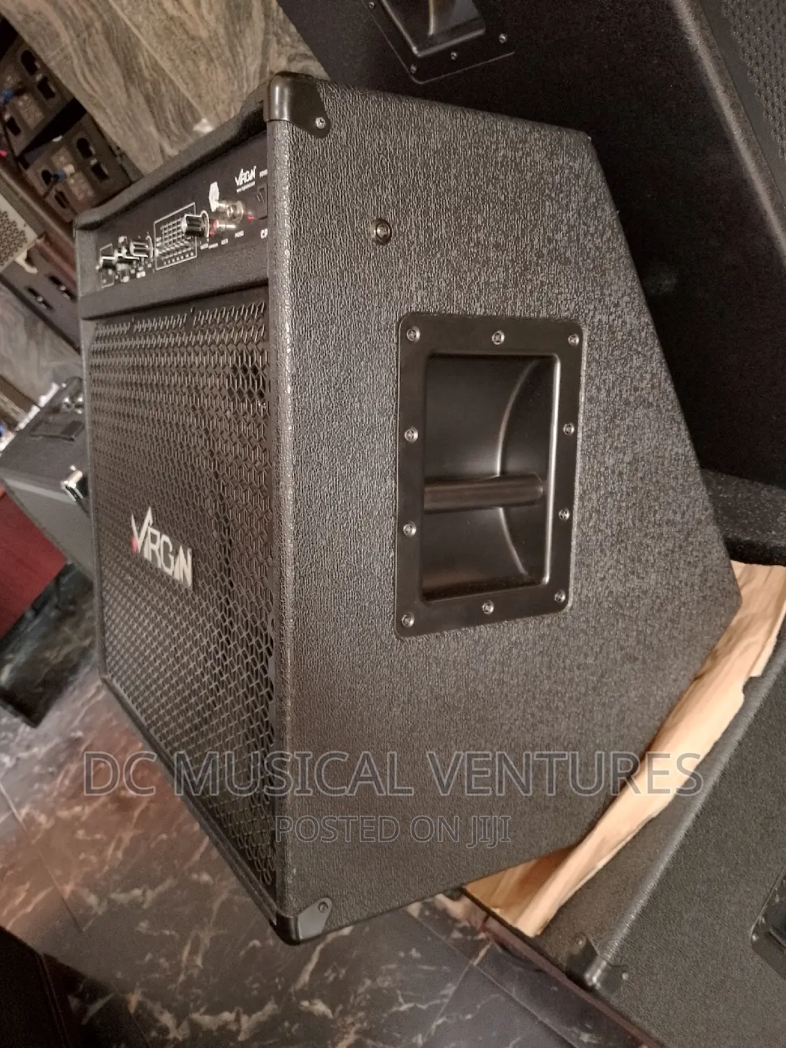 Virgin Bass Guitar Combo CRX-500