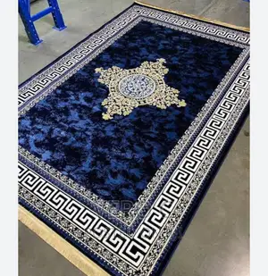 Quality Turkish Standard Centre Rug.