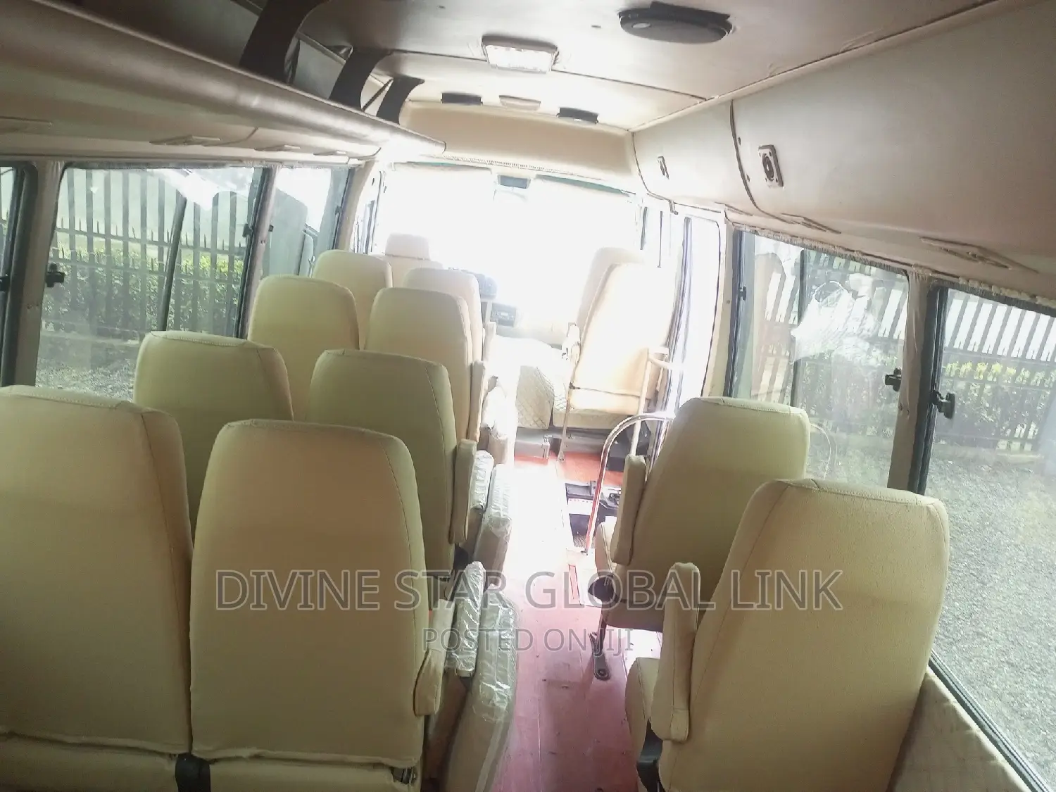 Toyota Coaster 2013 Gold