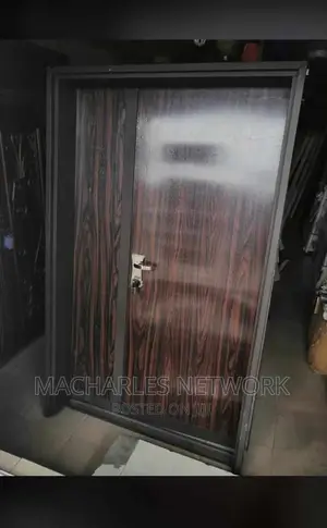 4ft Iseali Door