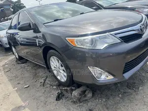 Toyota Camry 2012 Gray