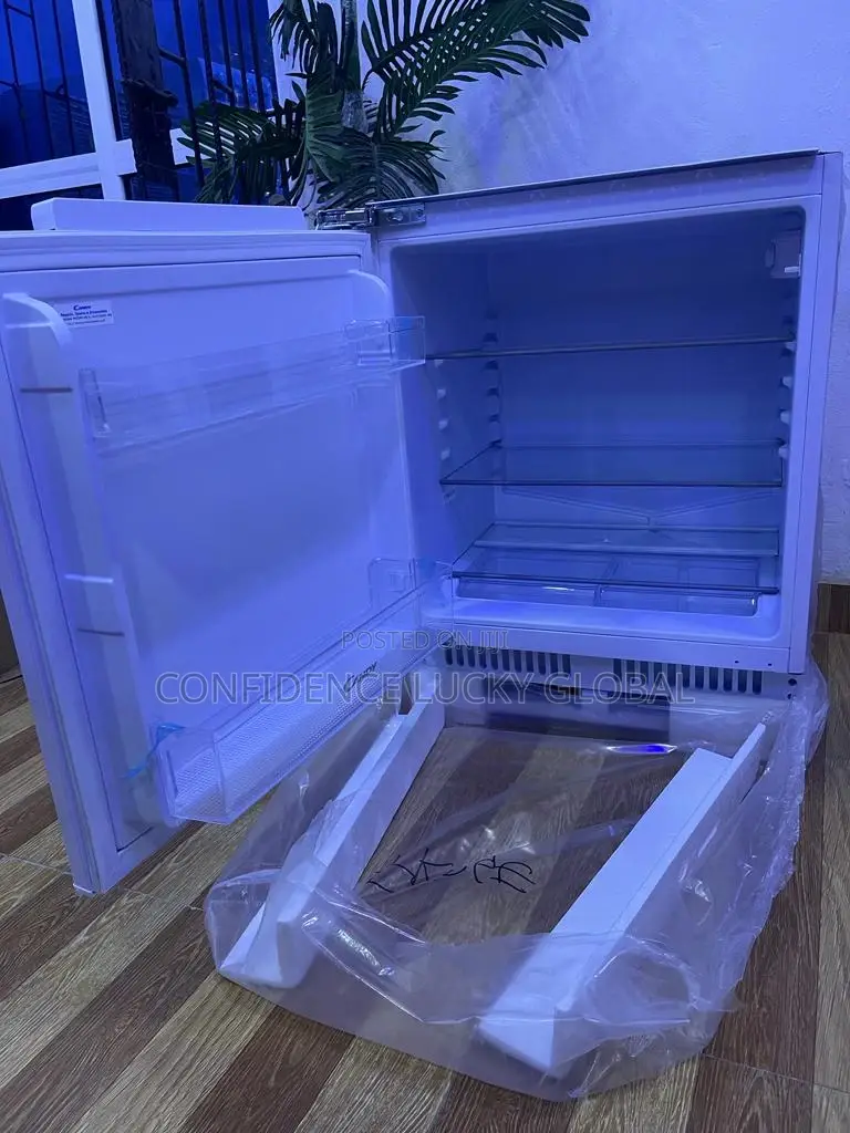 Candy Cru 160E Intergrated 60cm Fridge
