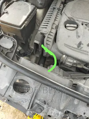 Ml350 2014/ GLE350 Air Cleaner Hosts