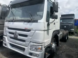 Foreign Used Howo Truck Tractor Head Long Chassis.