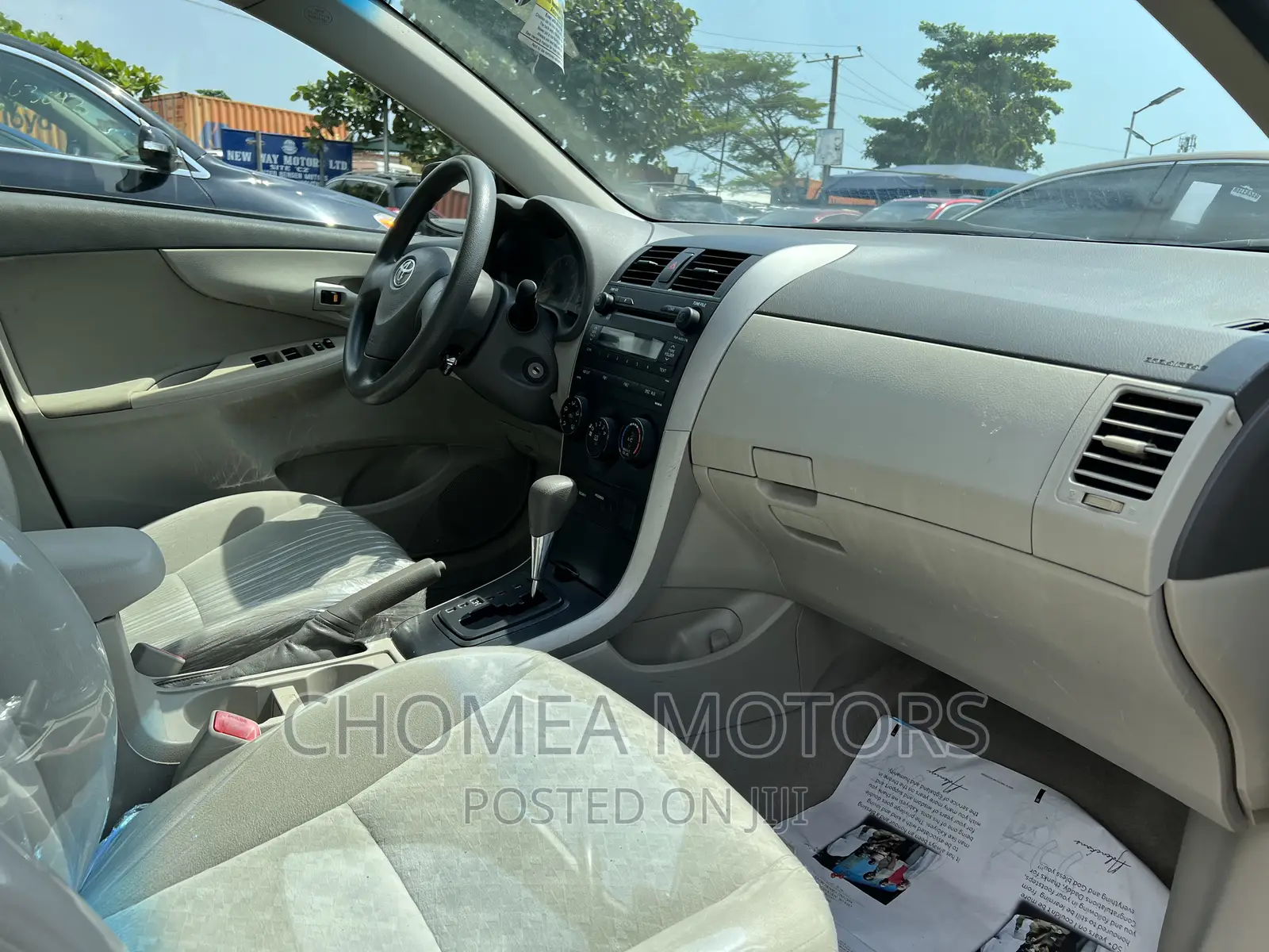 Toyota Corolla 2010 Gold