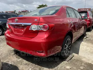 Toyota Corolla 2012 Red