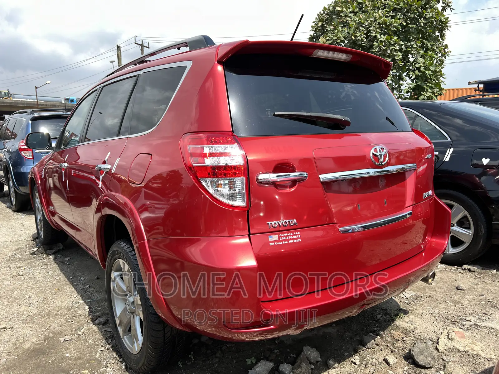 Toyota RAV4 2011 Red