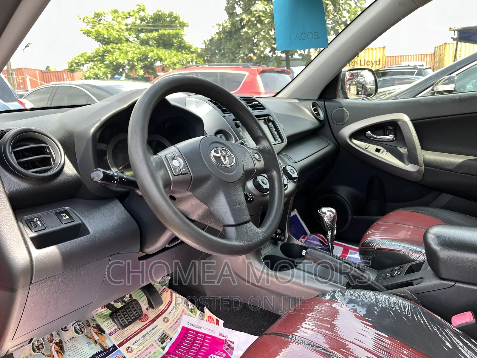 Toyota RAV4 2011 Red
