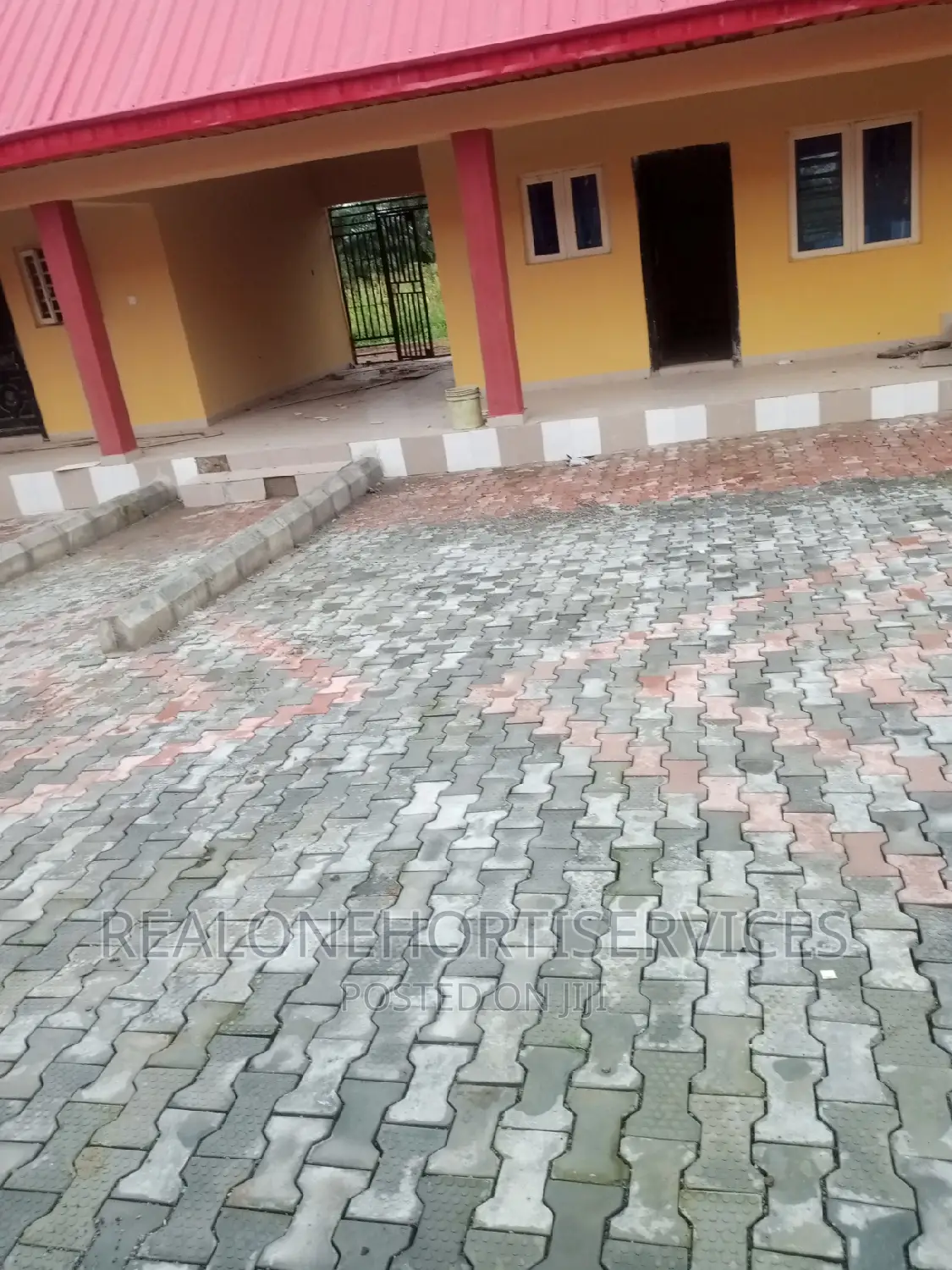 Pavers (Interlock) Suitable for Home, Hostel, Hotels