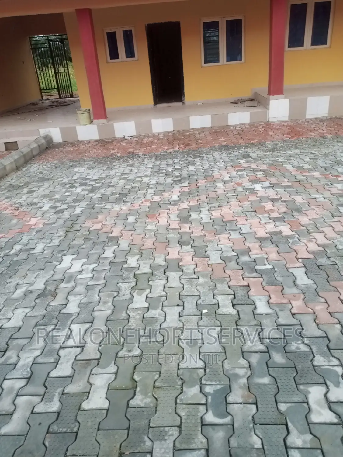 Pavers (Interlock) Suitable for Home, Hostel, Hotels