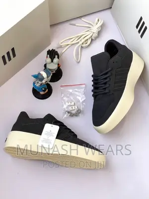 Original Addidas Fog Sneakers