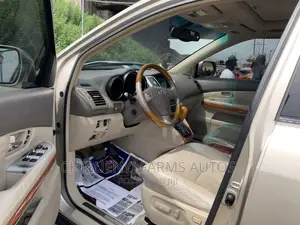 Lexus RX 330 2006 Gold