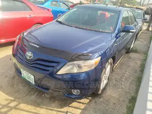 Toyota Camry 2011 Blue