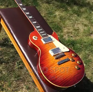 GIBSON USA Les Paul Standard Professional Guitar