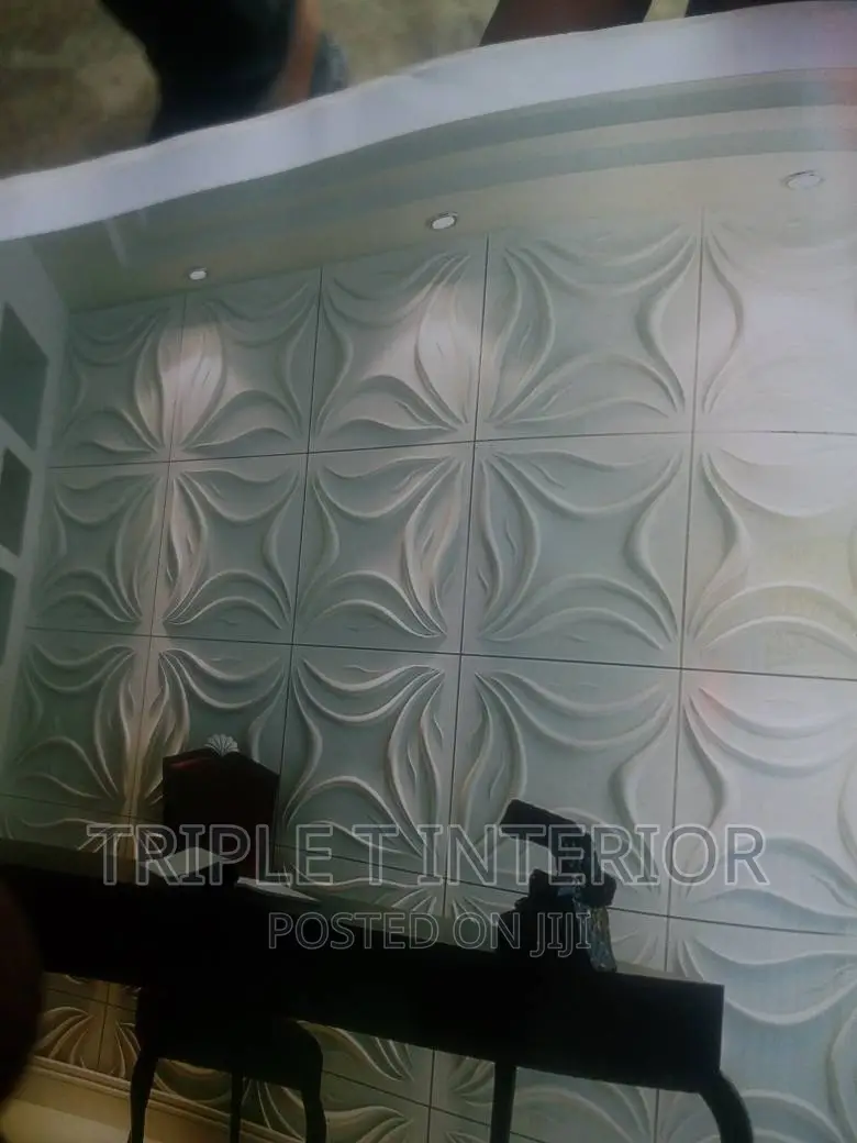 Installation of 3d Wallpanel, Wallpaper, Screeding