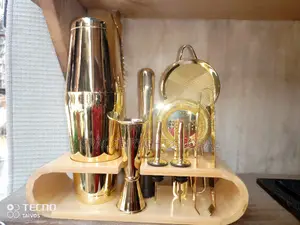 Boston Cocktail Shaker Set With Base