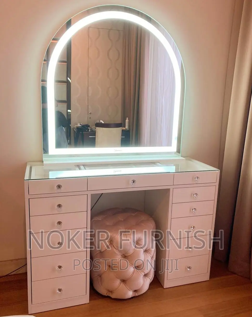 Make-Up Dressing Table With LED Mirror