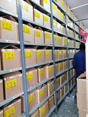 Display Supermarkert Shelves