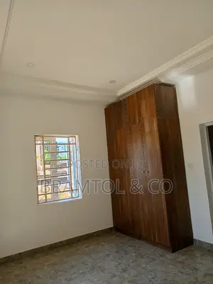 2bdrm Block of Flats in Durumi for rent
